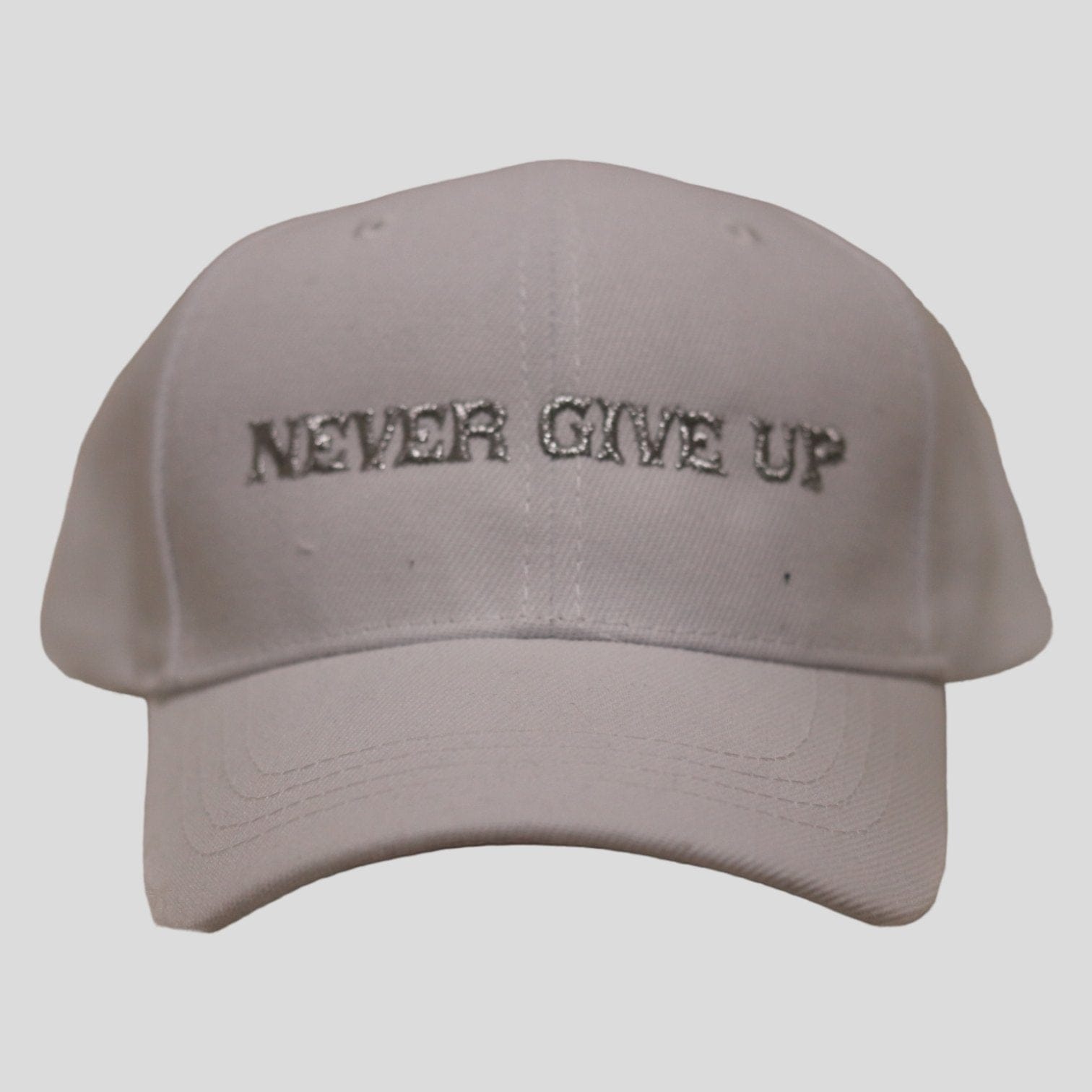 Friki sports cap with embroidered message "Never Give Up" - Frikitona Sport Wear